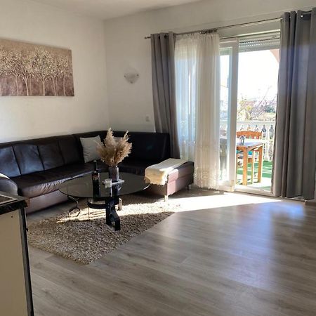 Three Bedroom Apartment Between Trogir And Split Kaštela Exterior foto
