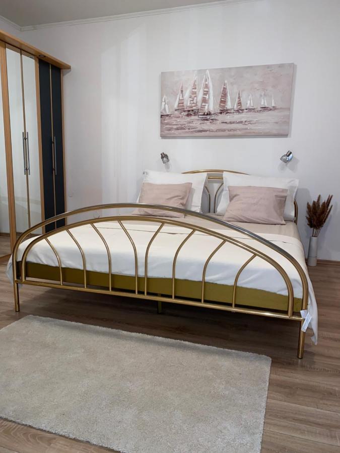 Three Bedroom Apartment Between Trogir And Split Kaštela Exterior foto