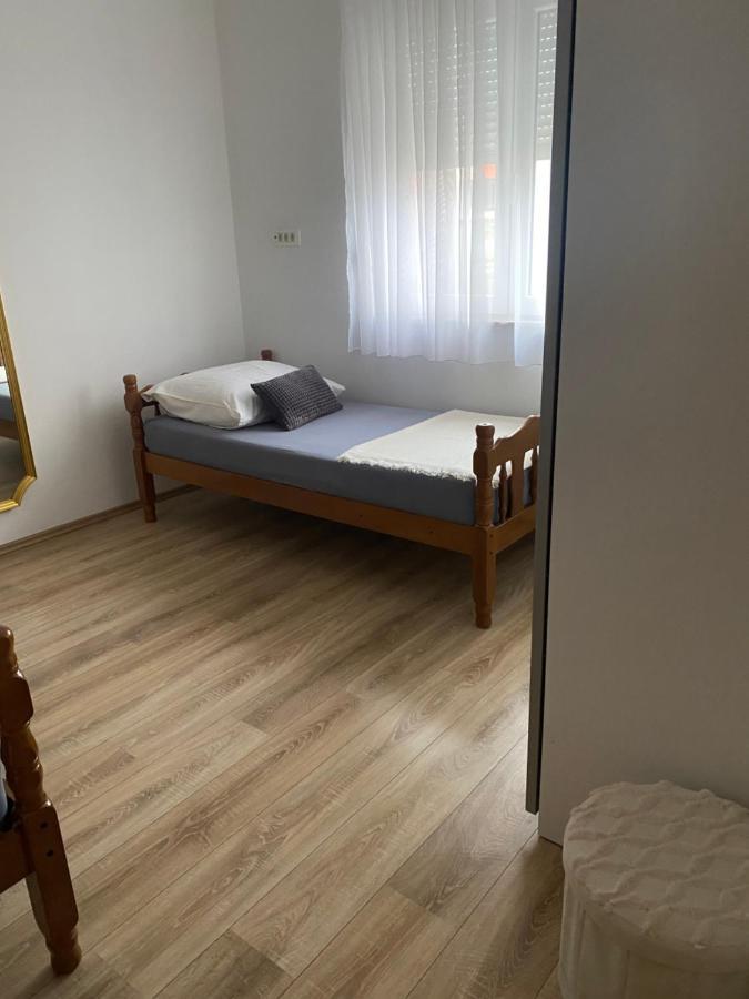 Three Bedroom Apartment Between Trogir And Split Kaštela Exterior foto