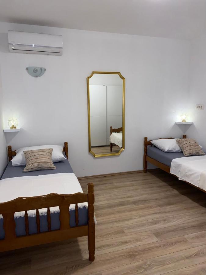 Three Bedroom Apartment Between Trogir And Split Kaštela Exterior foto